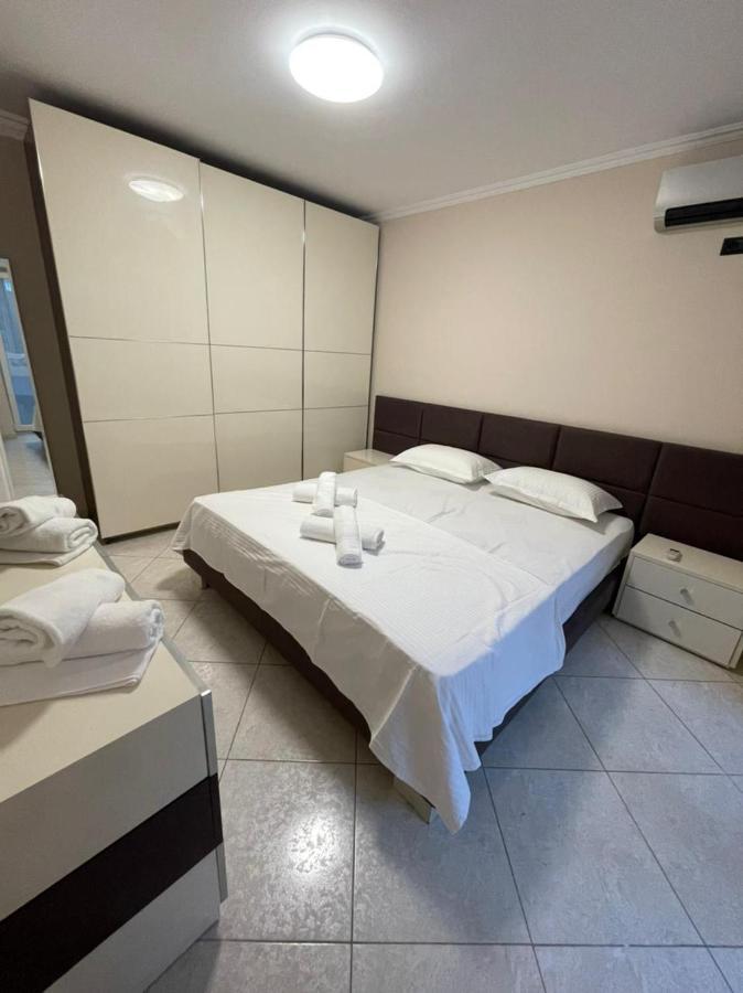Tirana Sukaj Apartment In Center Ngoại thất bức ảnh