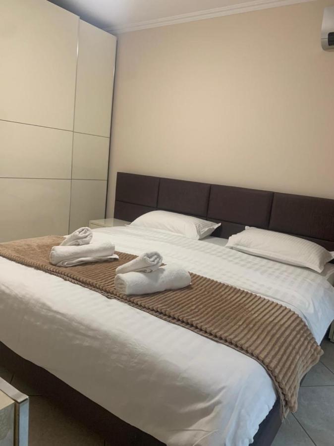 Tirana Sukaj Apartment In Center Ngoại thất bức ảnh